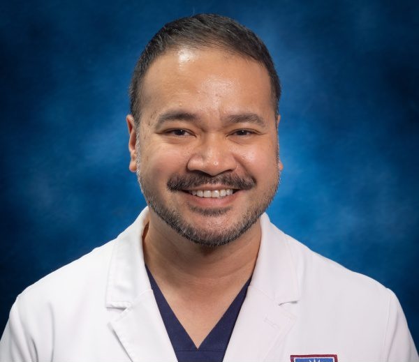 Tom DeUngria, FNP